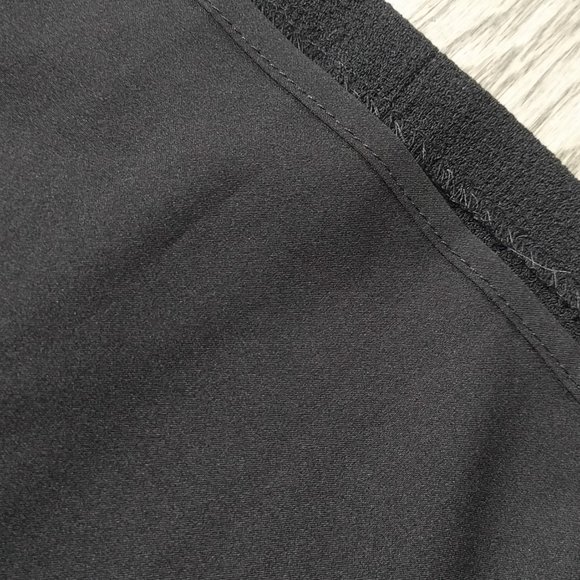 Beautiful dress by Lark &Ro⭐🌸🍀 - Picture 7 of 15